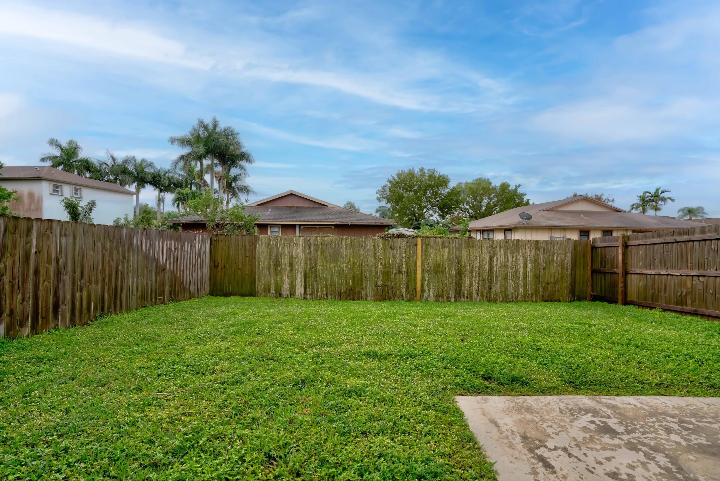 4698 Arthur Street – photo 2