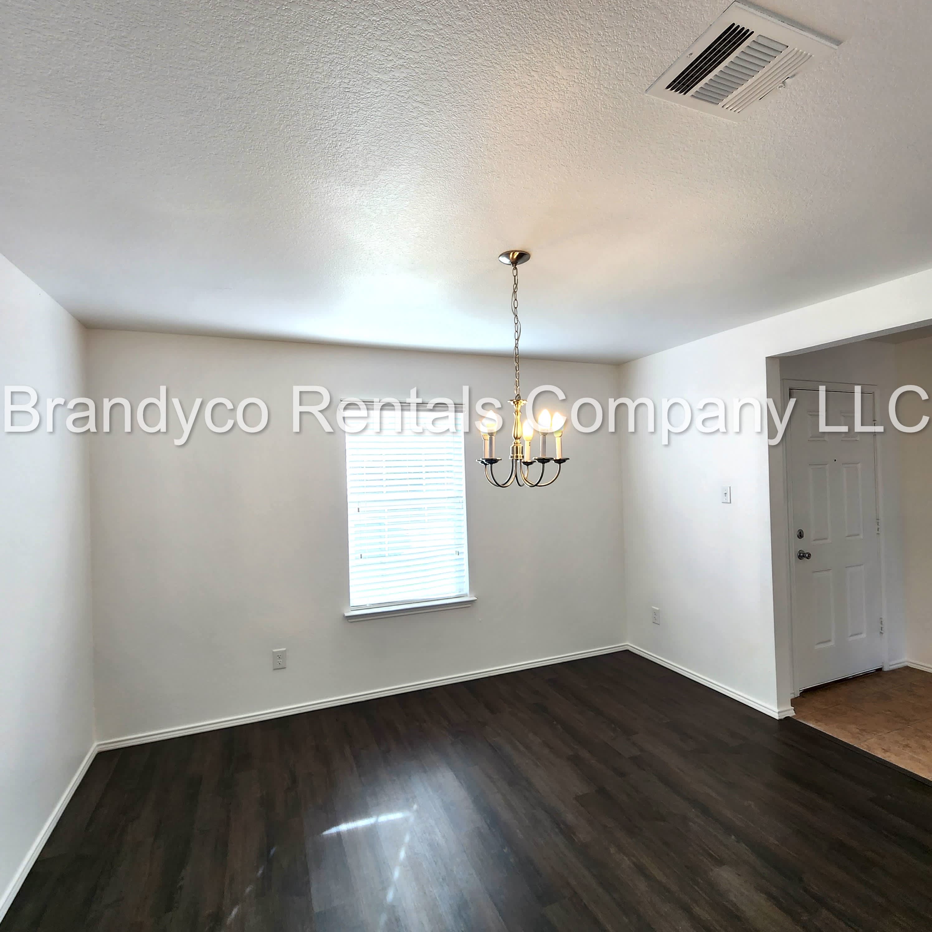 411 Taurus Drive – photo 3