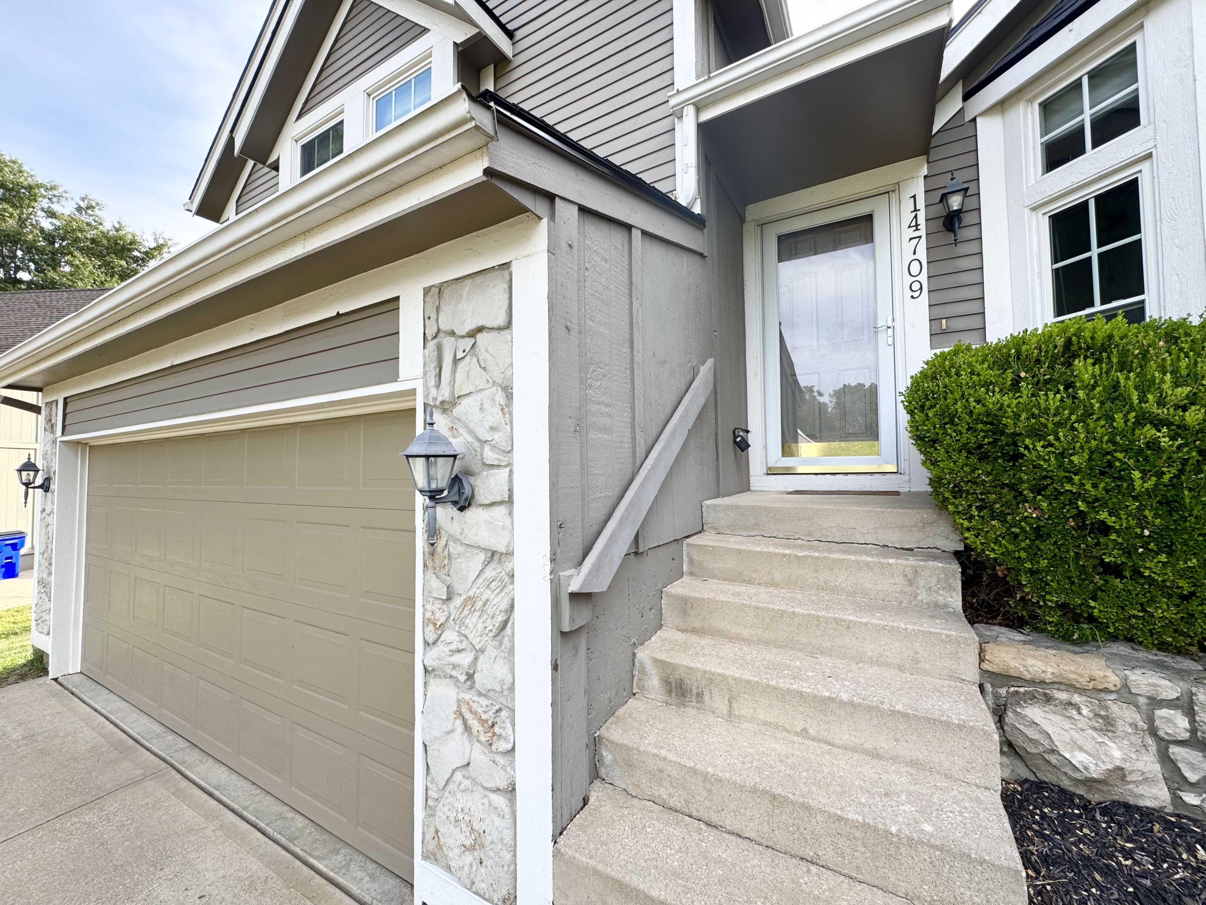 14709 Goodman Street – photo 2