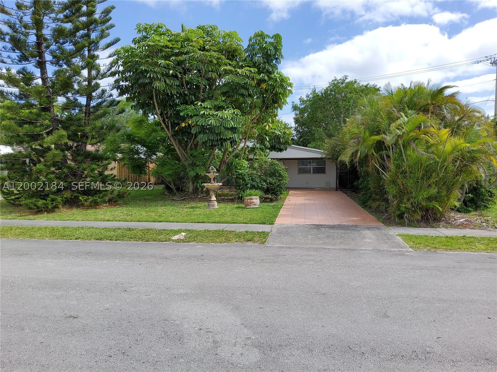 1348 NE 176th St – photo 2