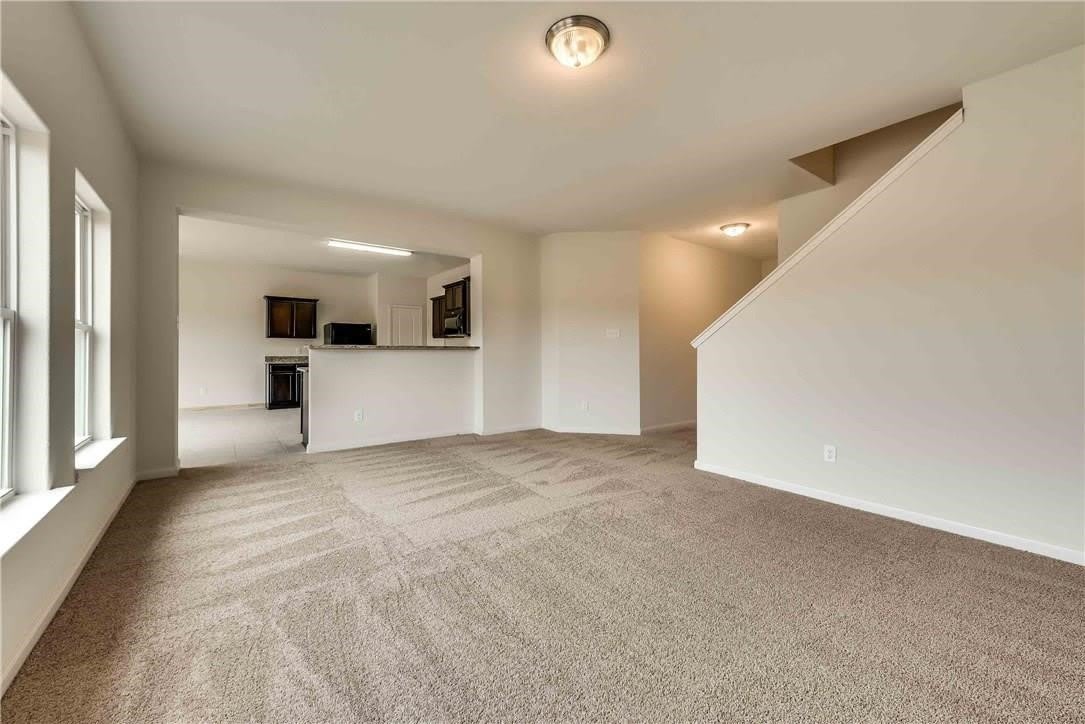 105 Curt Street – photo 3