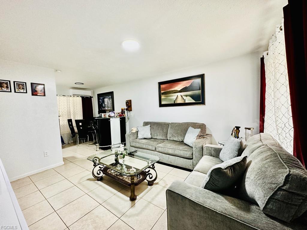 20 Westminster St N – photo 5