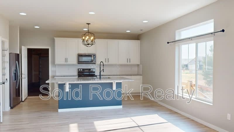 9212 Turlough Heights – photo 2