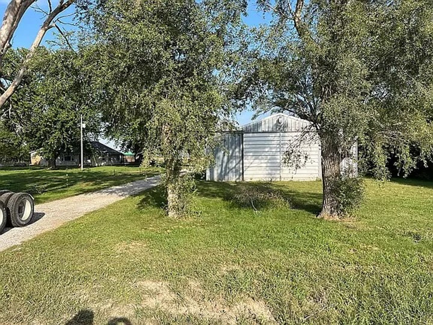 3006 250th Avenue – photo 3