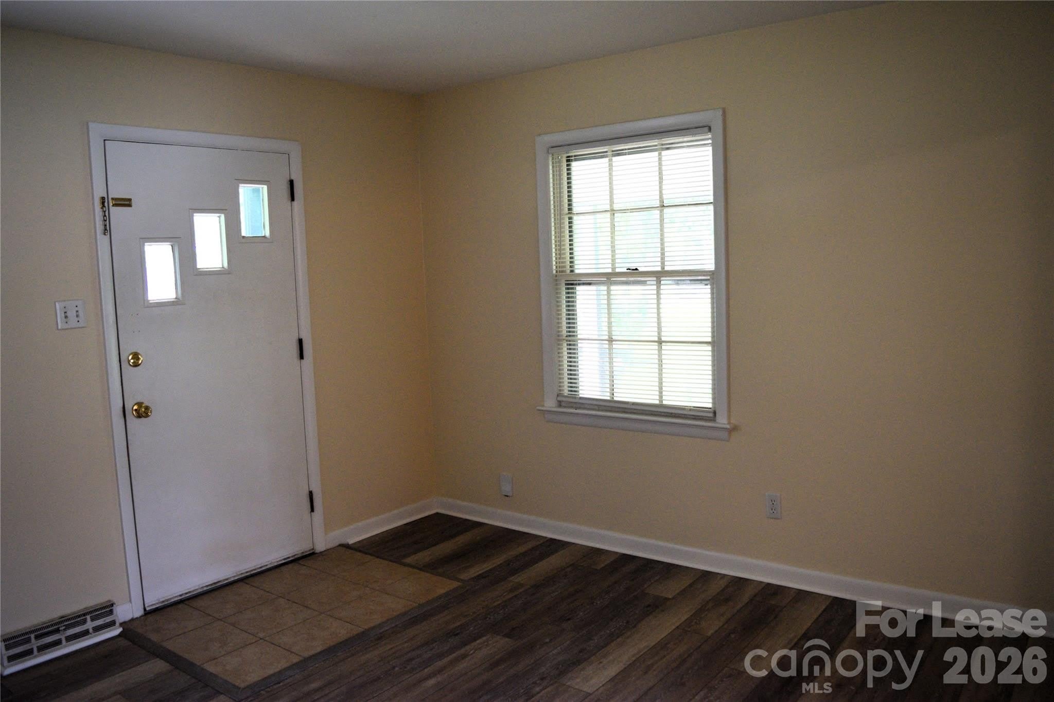 515 Kerr Street – photo 4