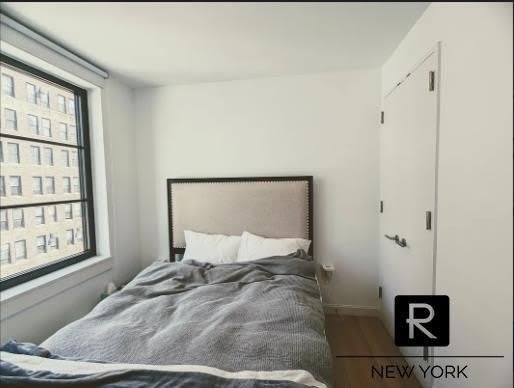 50 W 30th Street – photo 3