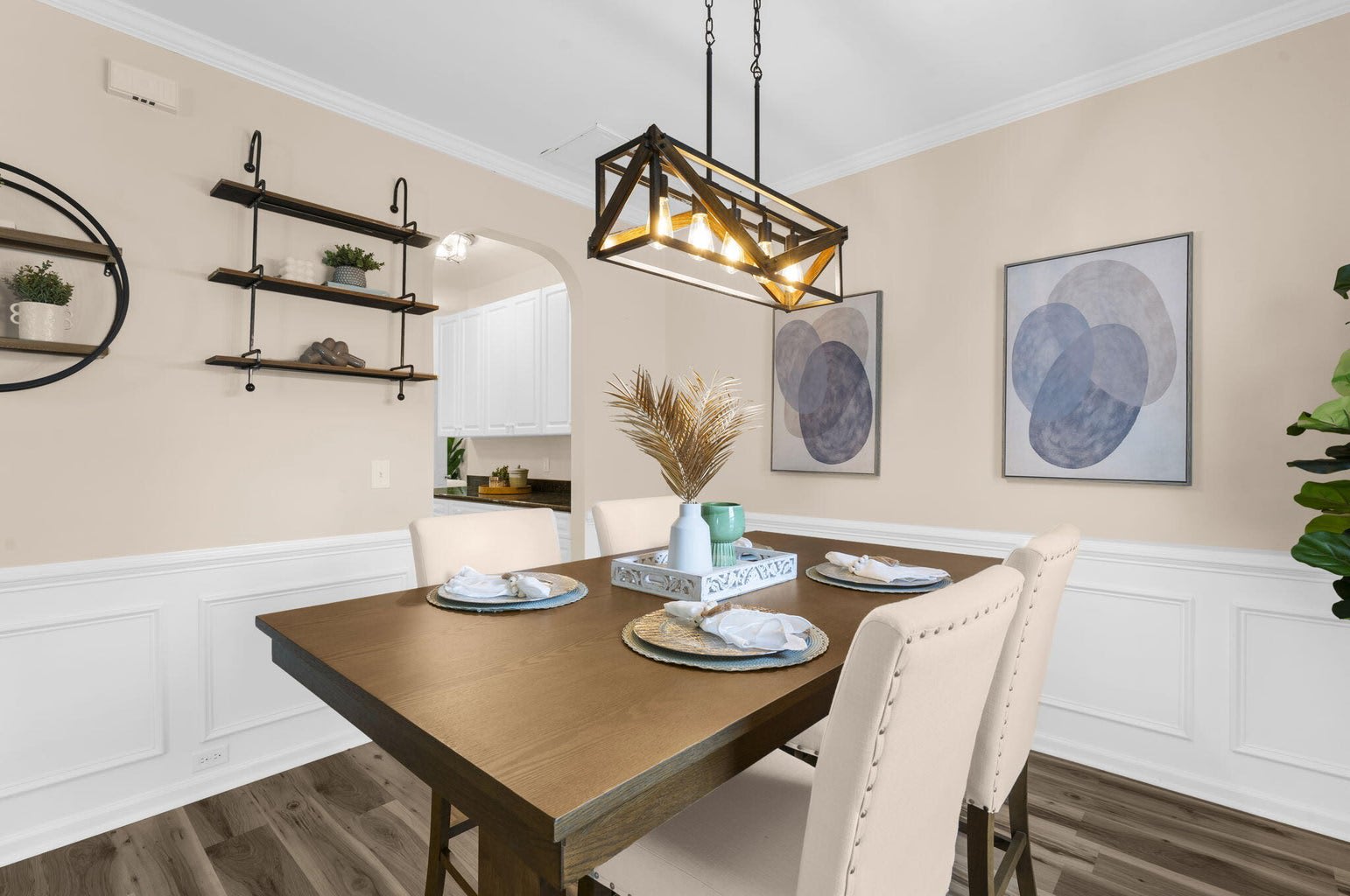 9406 Ayscough Road – photo 2