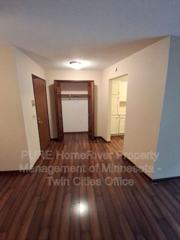 5231 Balmoral Ln – photo 5