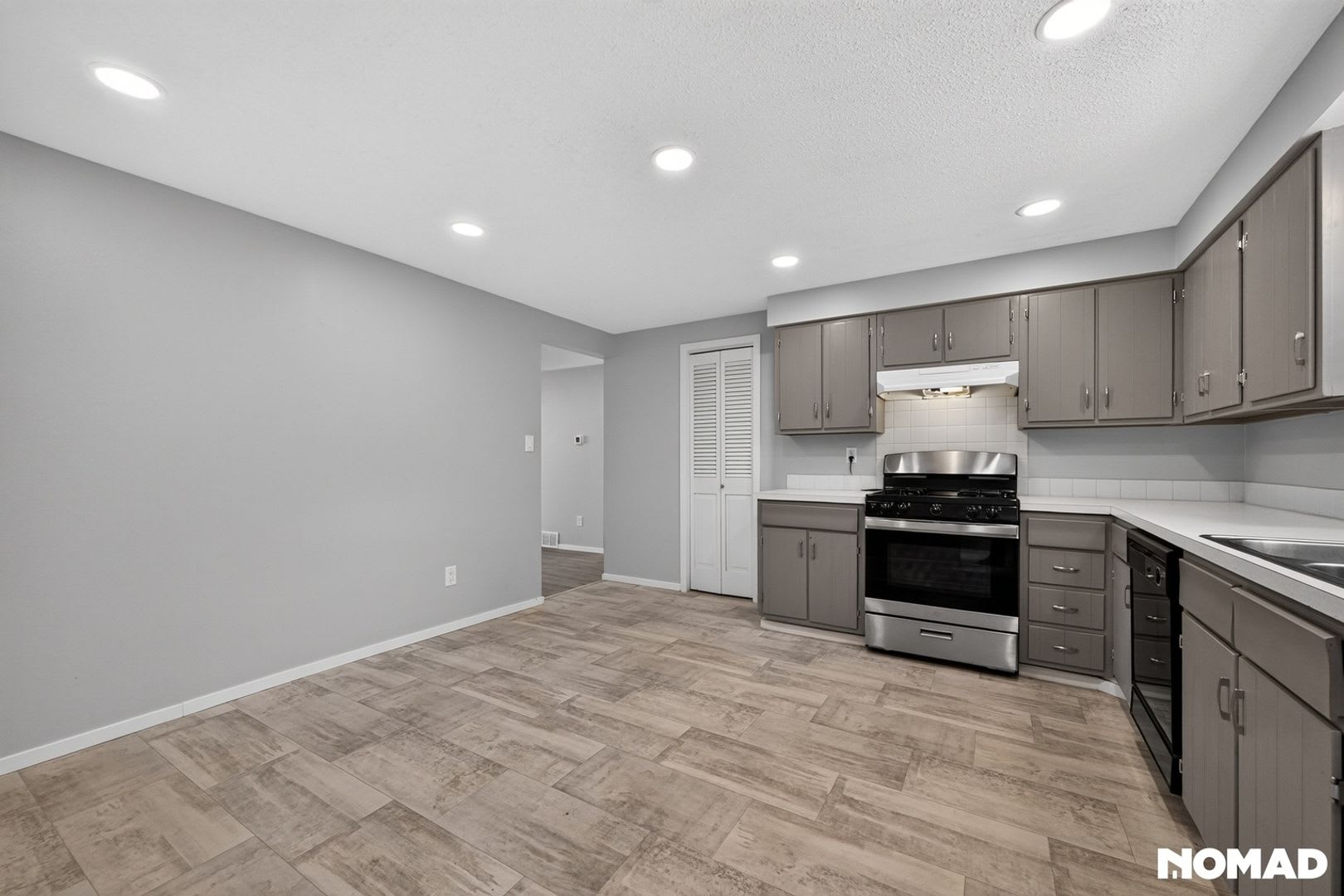 Charming 2BR Duplex in Loveland – photo 5
