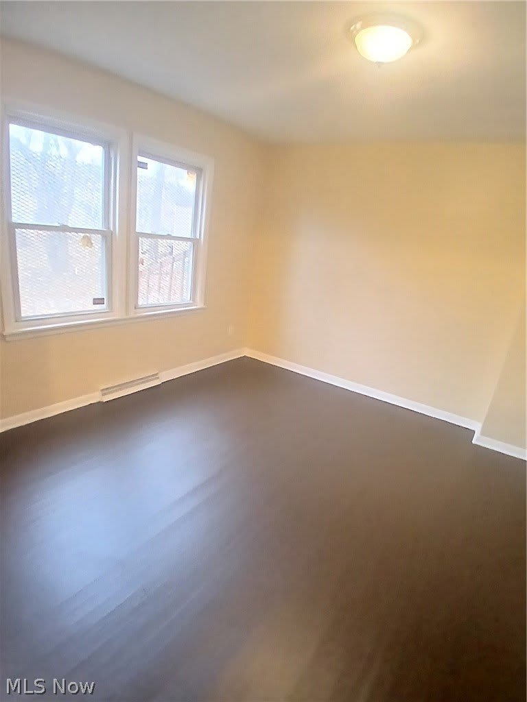21 Zents Avenue – photo 4
