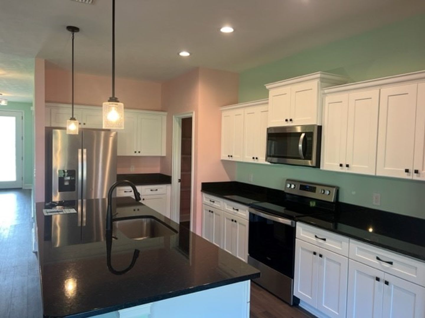 Beautiful Custom Home in Alachua's Savannah Station – photo 4