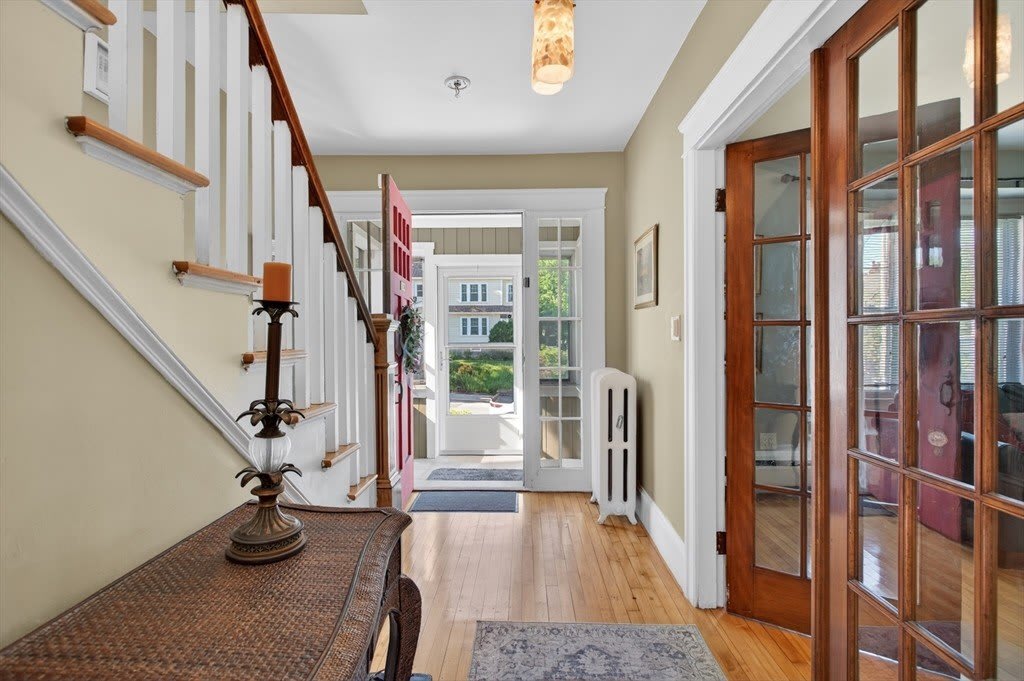 962 Pleasant St – photo 4