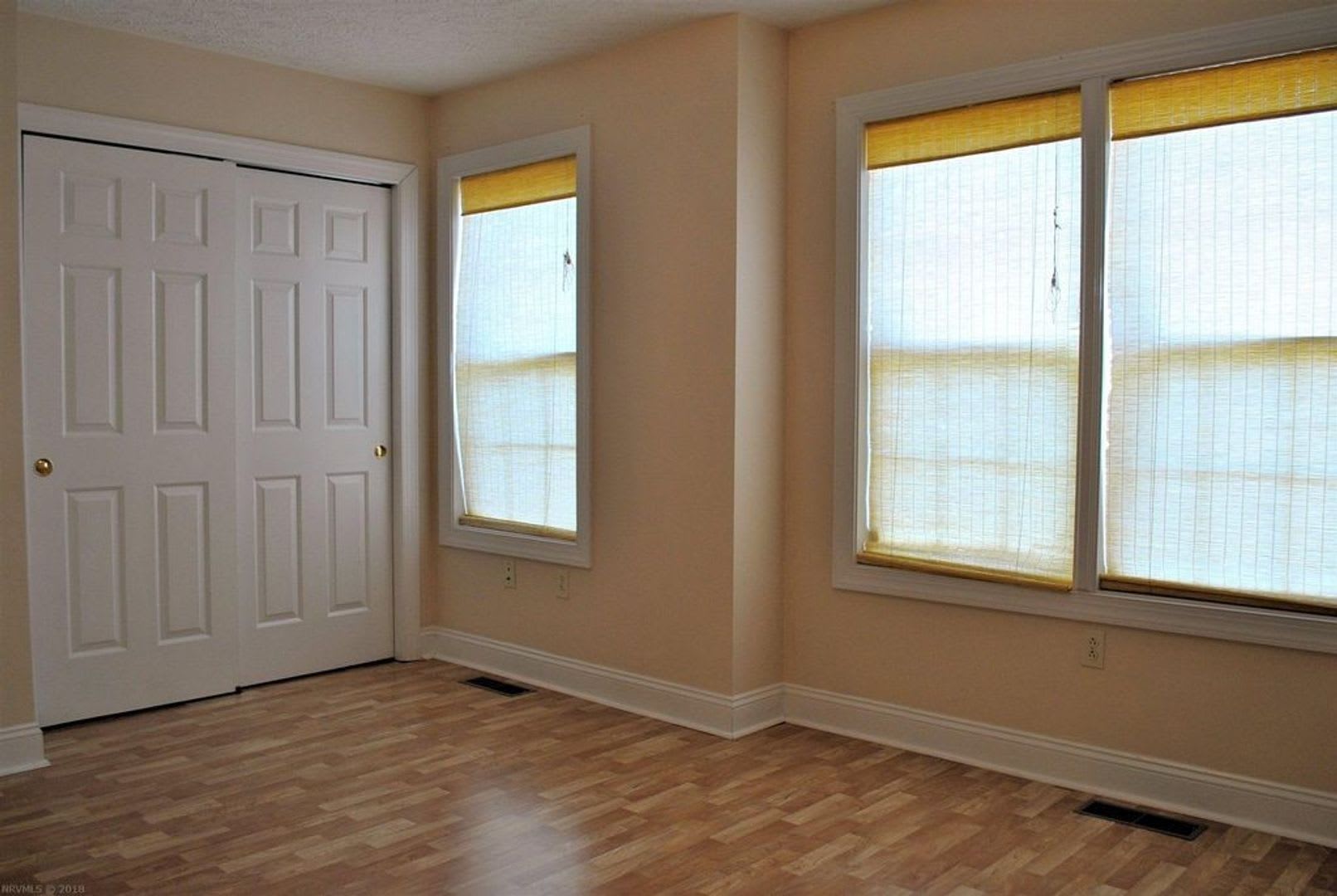 2 Bedroom 2 Bath Townhouse – photo 5