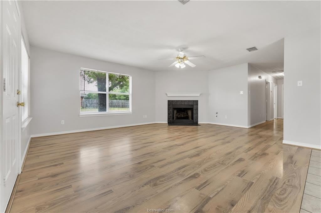 826 Azalea Court – photo 3
