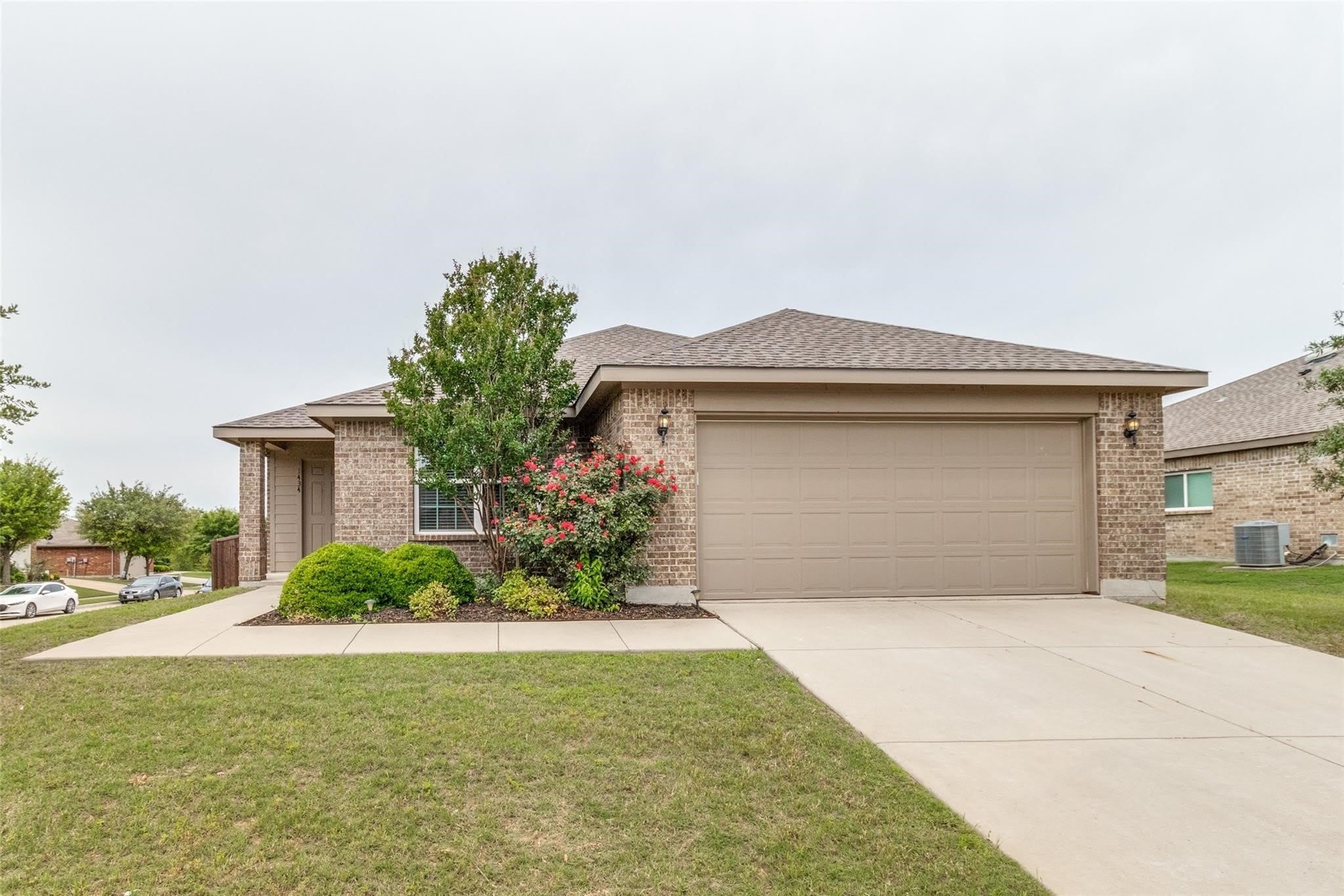 1434 S Raven Drive – photo 3