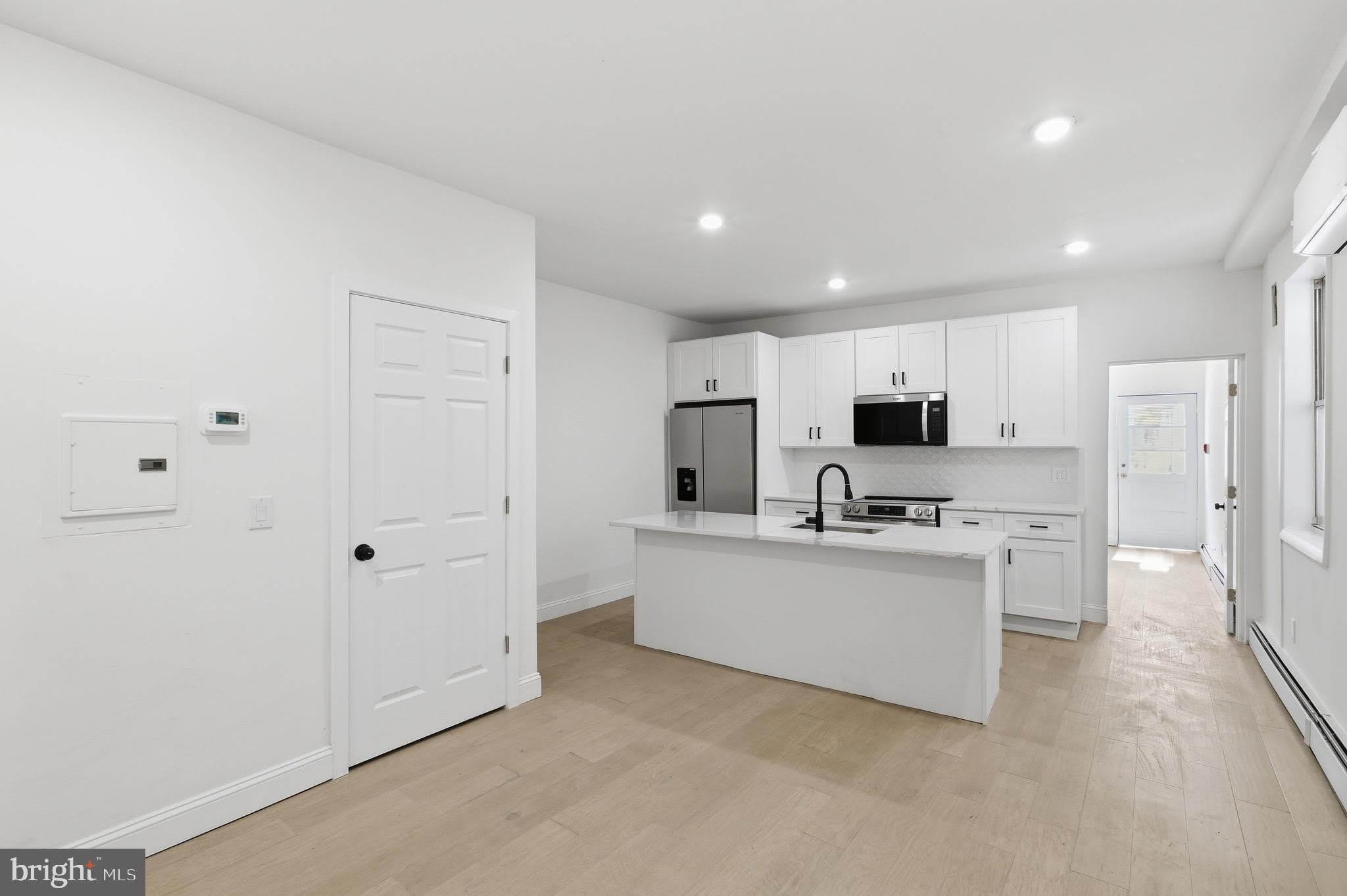 935 E Passyunk Avenue – photo 1