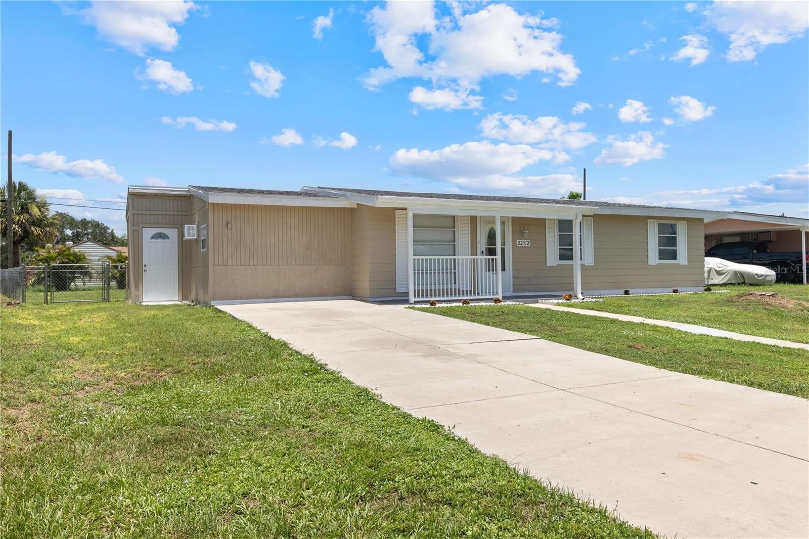 22312 LASALLE Road – photo 2