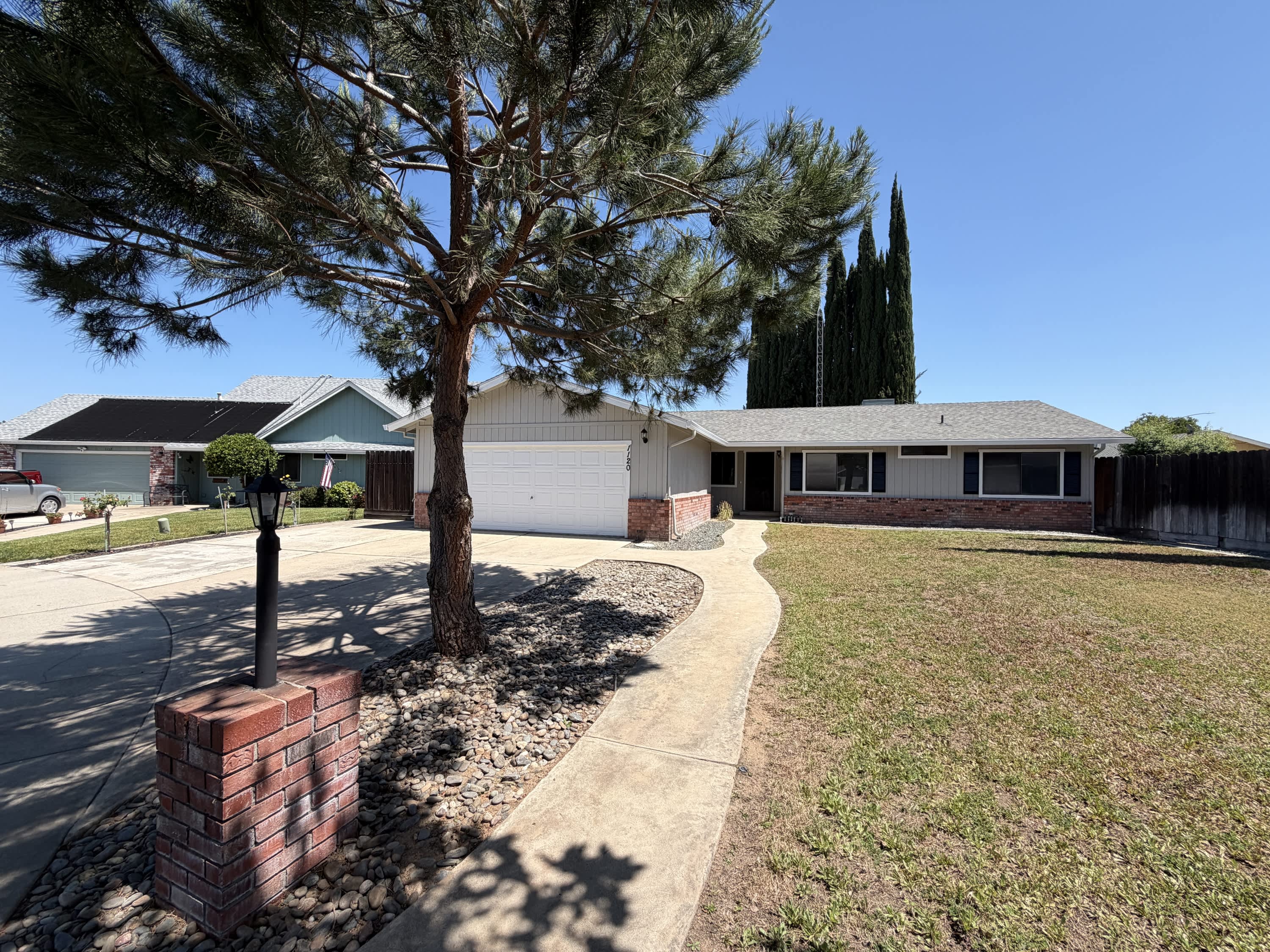 1120 Landreth Court – photo 2