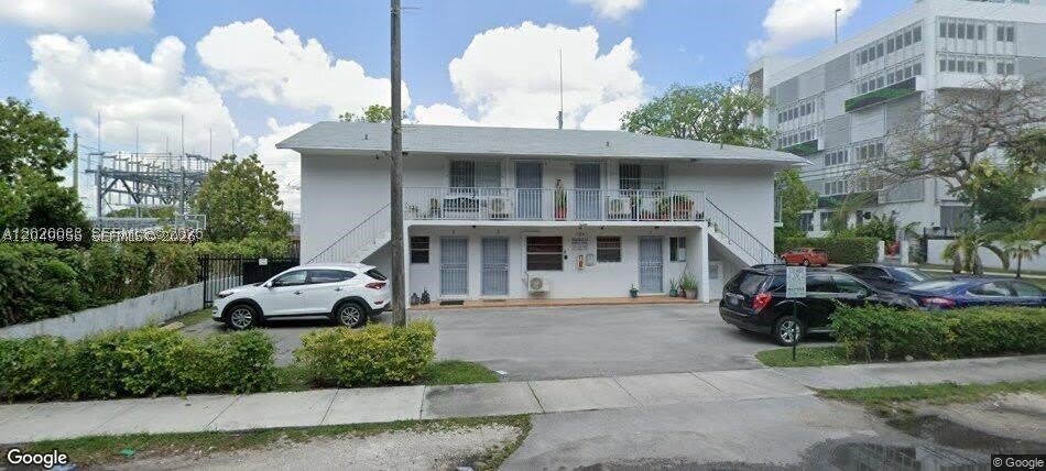 1194 NW 19th Ave – photo 1