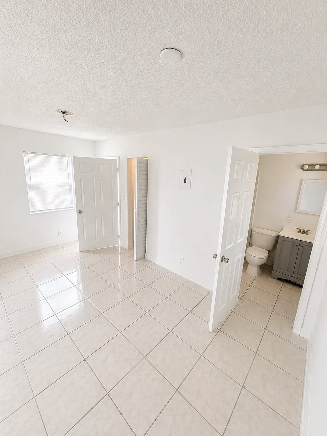 2791 Northwest 15th Court – photo 3