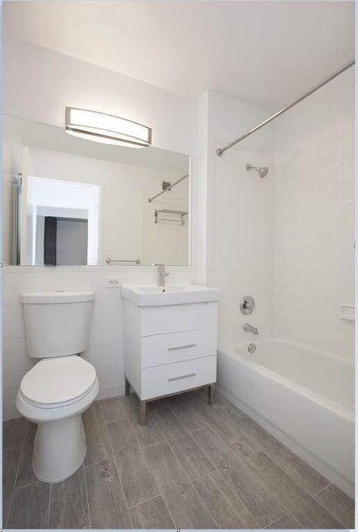 88 Battery Place – photo 4