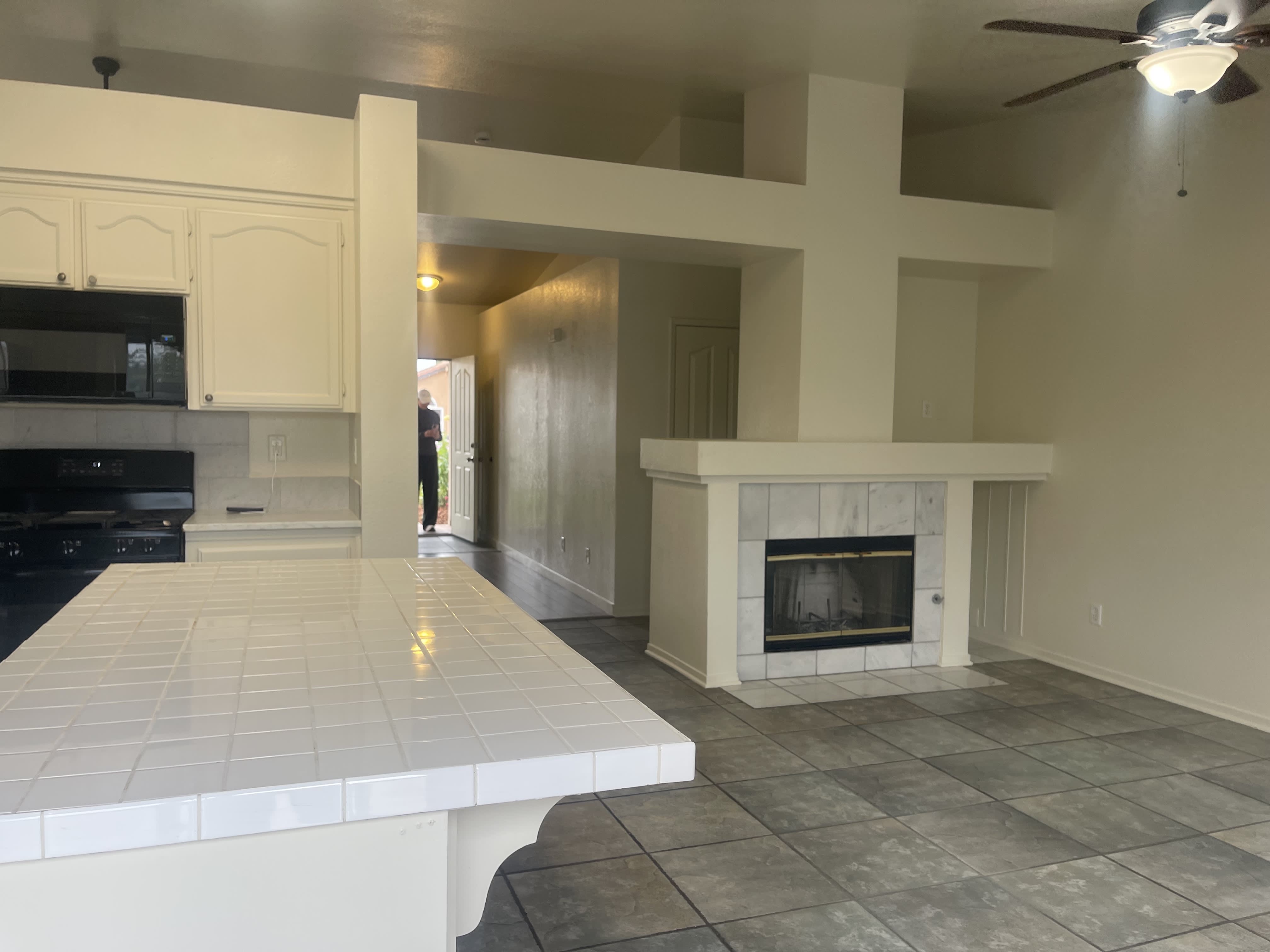 2120 Raleigh Cir – photo 5