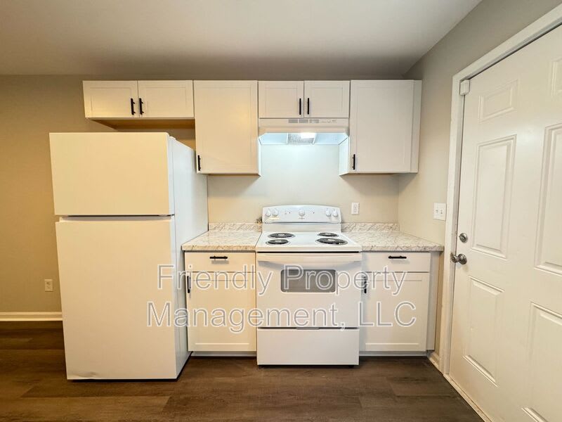 1050 File St – photo 4