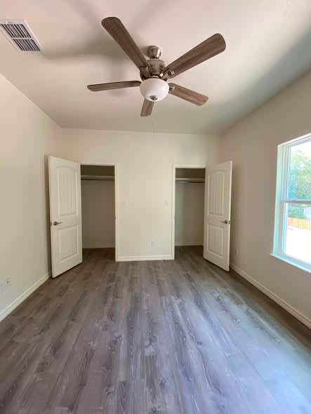 520 South 1st Avenue – photo 3