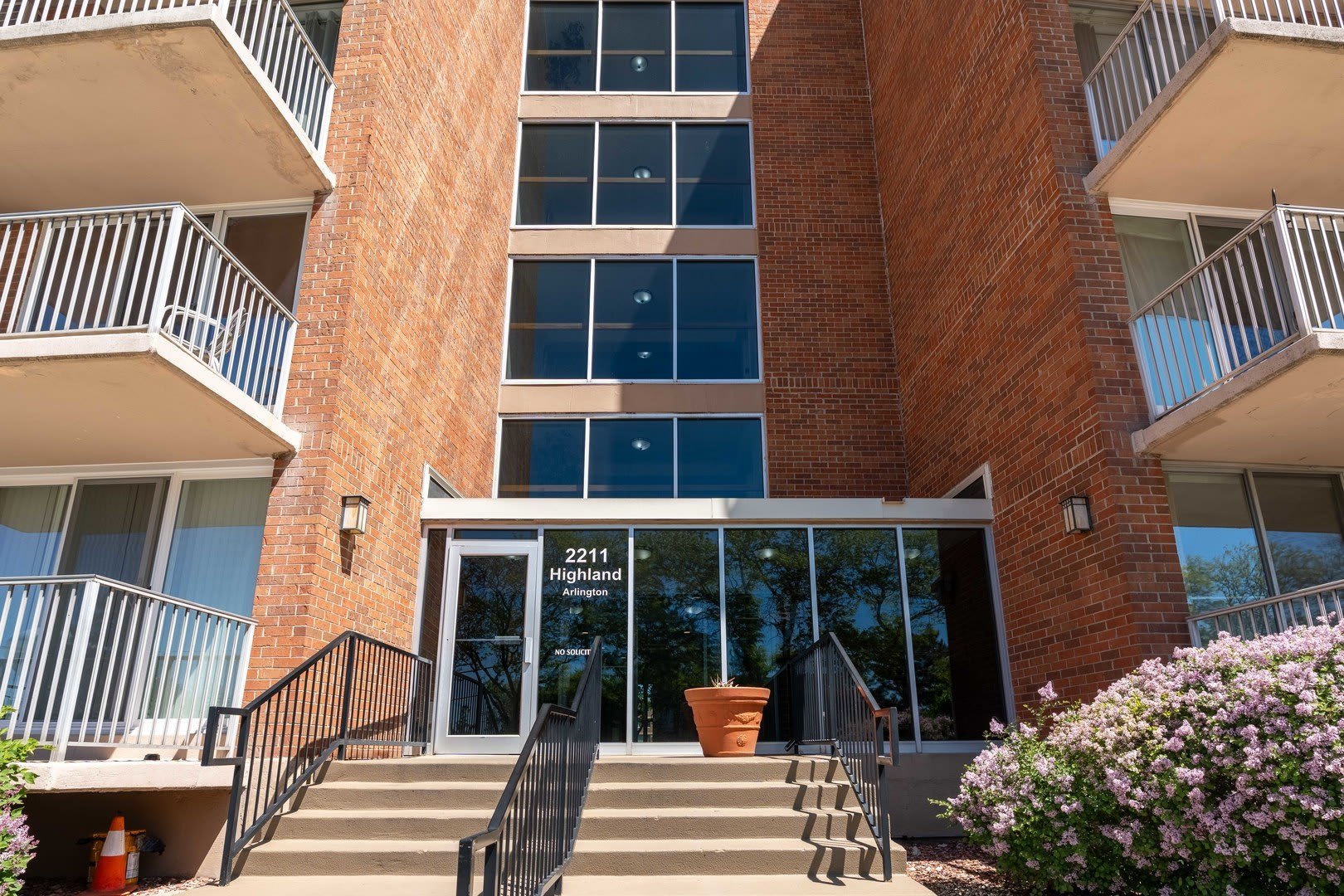 2211 S Highland Avenue – photo 3