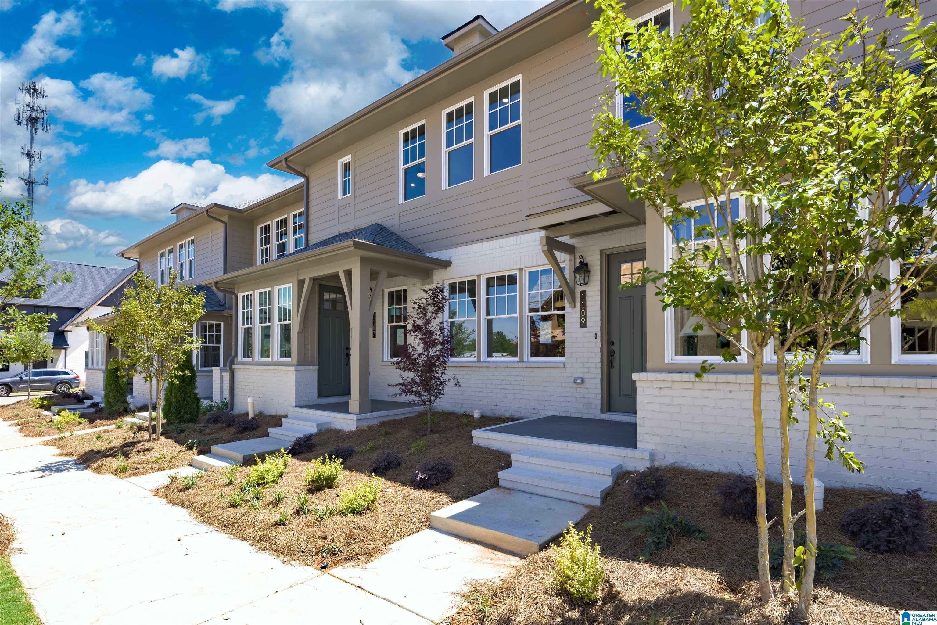 1109 WINDSOR SQUARE – photo 3