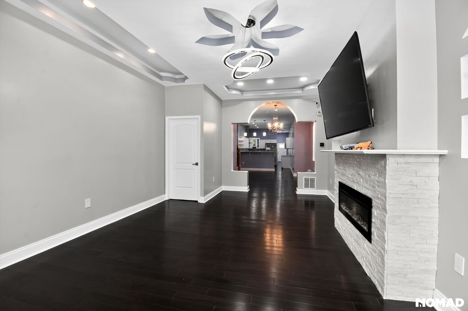 Spacious 6Br Townhome In Baltimore – photo 4