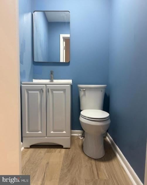 2729 E CAMBRIA STREET – photo 5