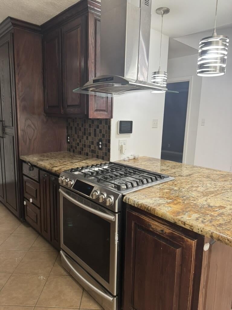 403 Crenshaw Dr – photo 5
