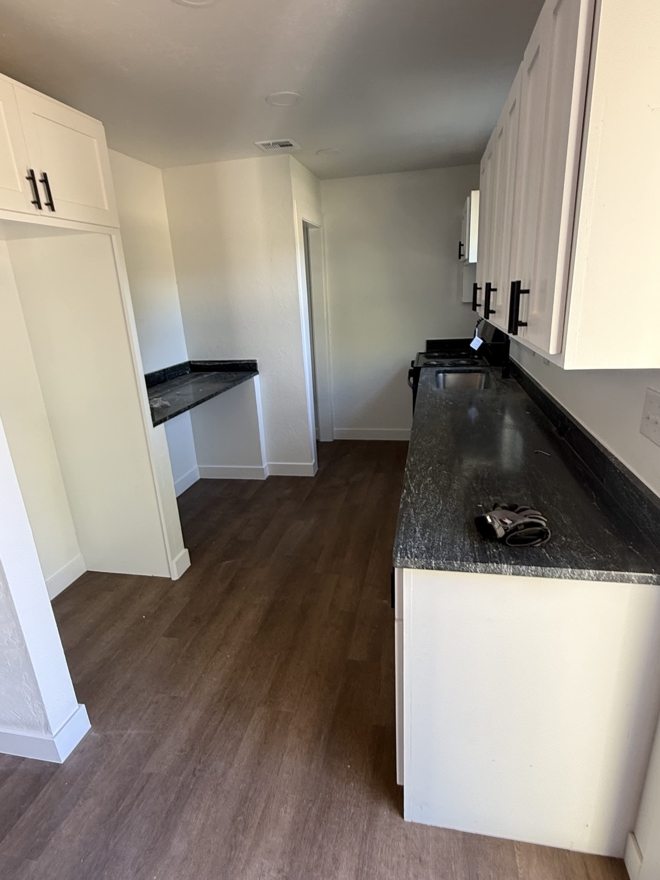 915 West Michigan Avenue – photo 4
