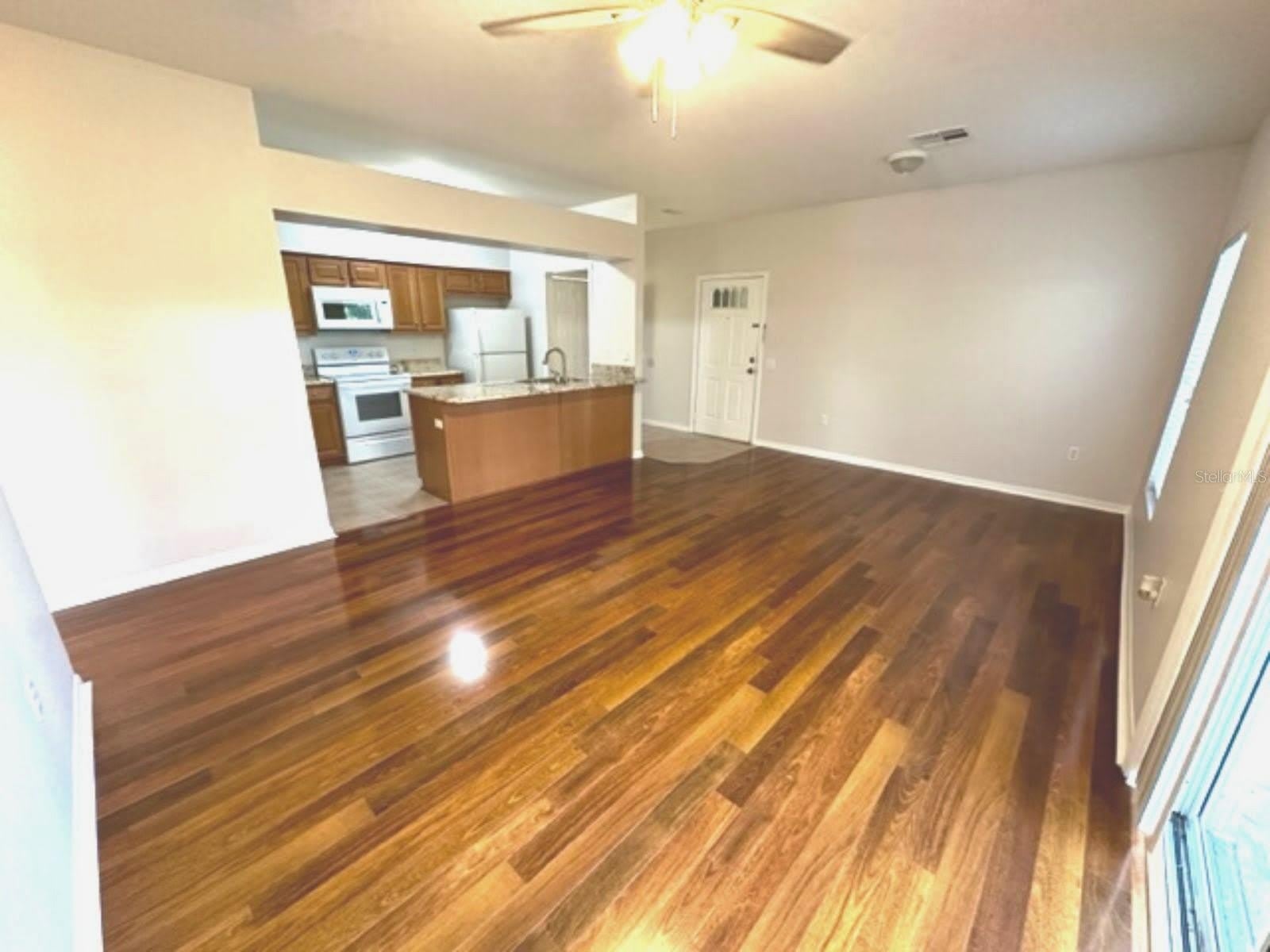 903 Eagle Pond Drive – photo 3