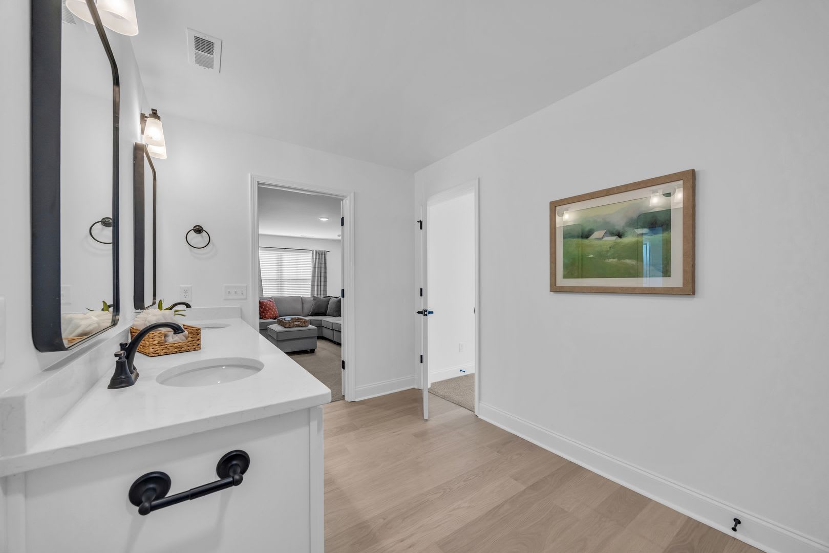 Spacious & Sunlit Daisy Floor Plan – photo 3