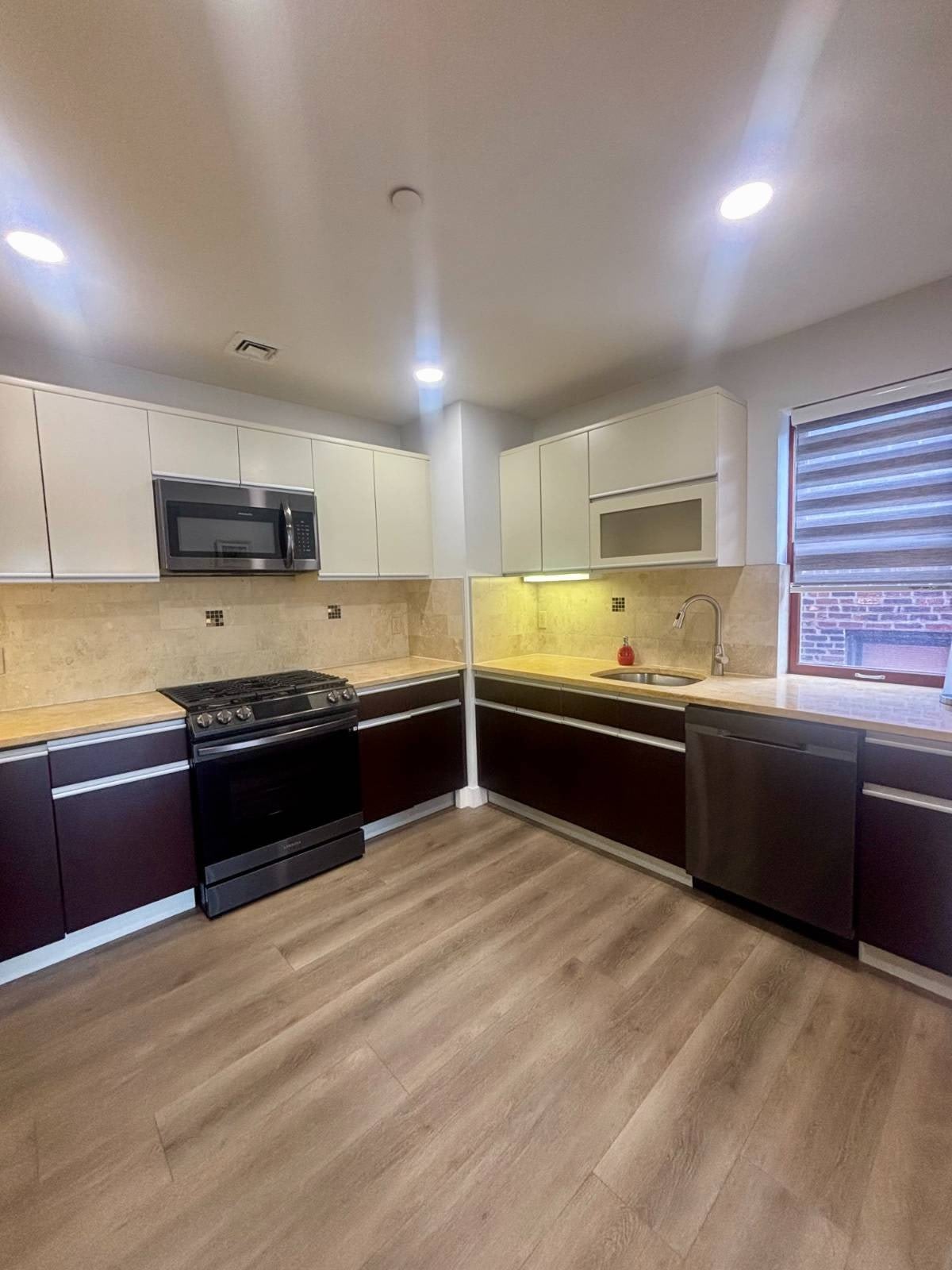 2381 Ocean Avenue – photo 4