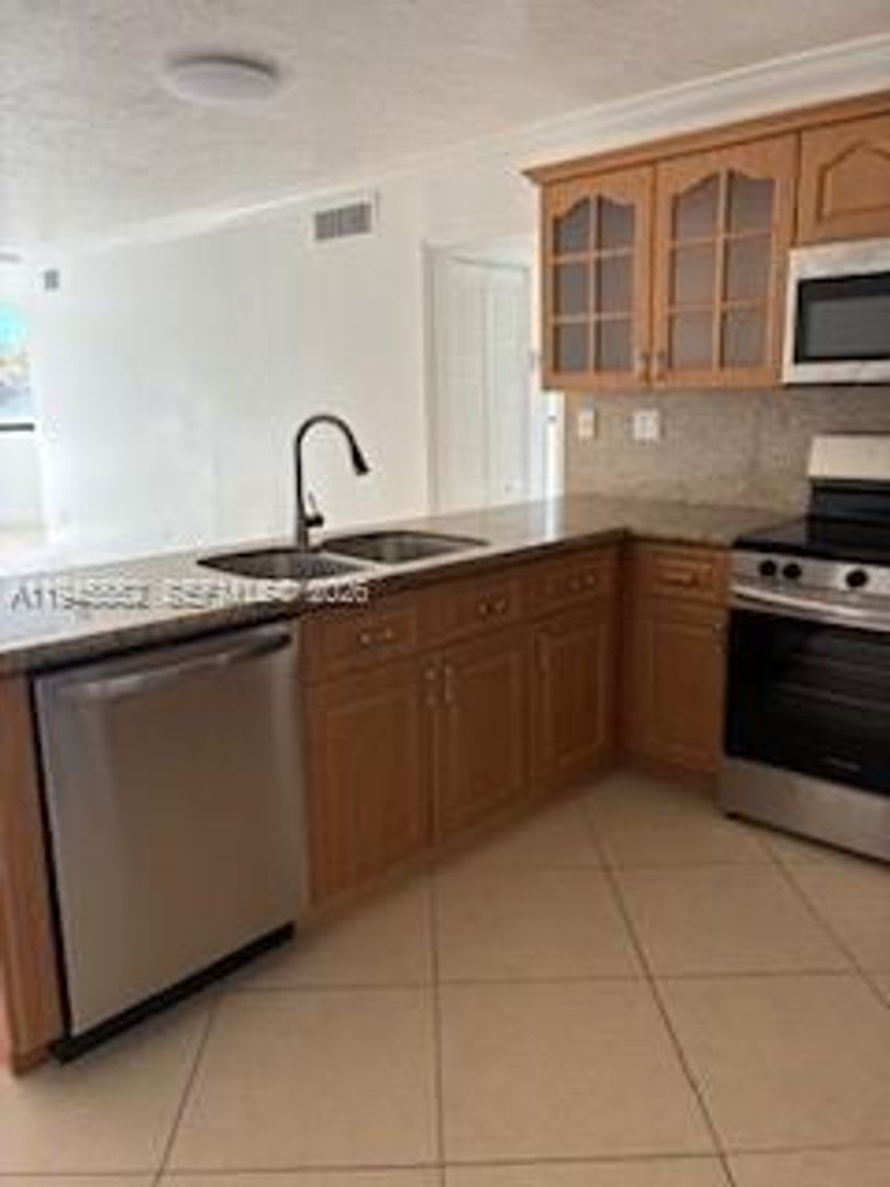 2950 SW 3rd Ave cu-3A, Miami, FL 33129 – photo 5