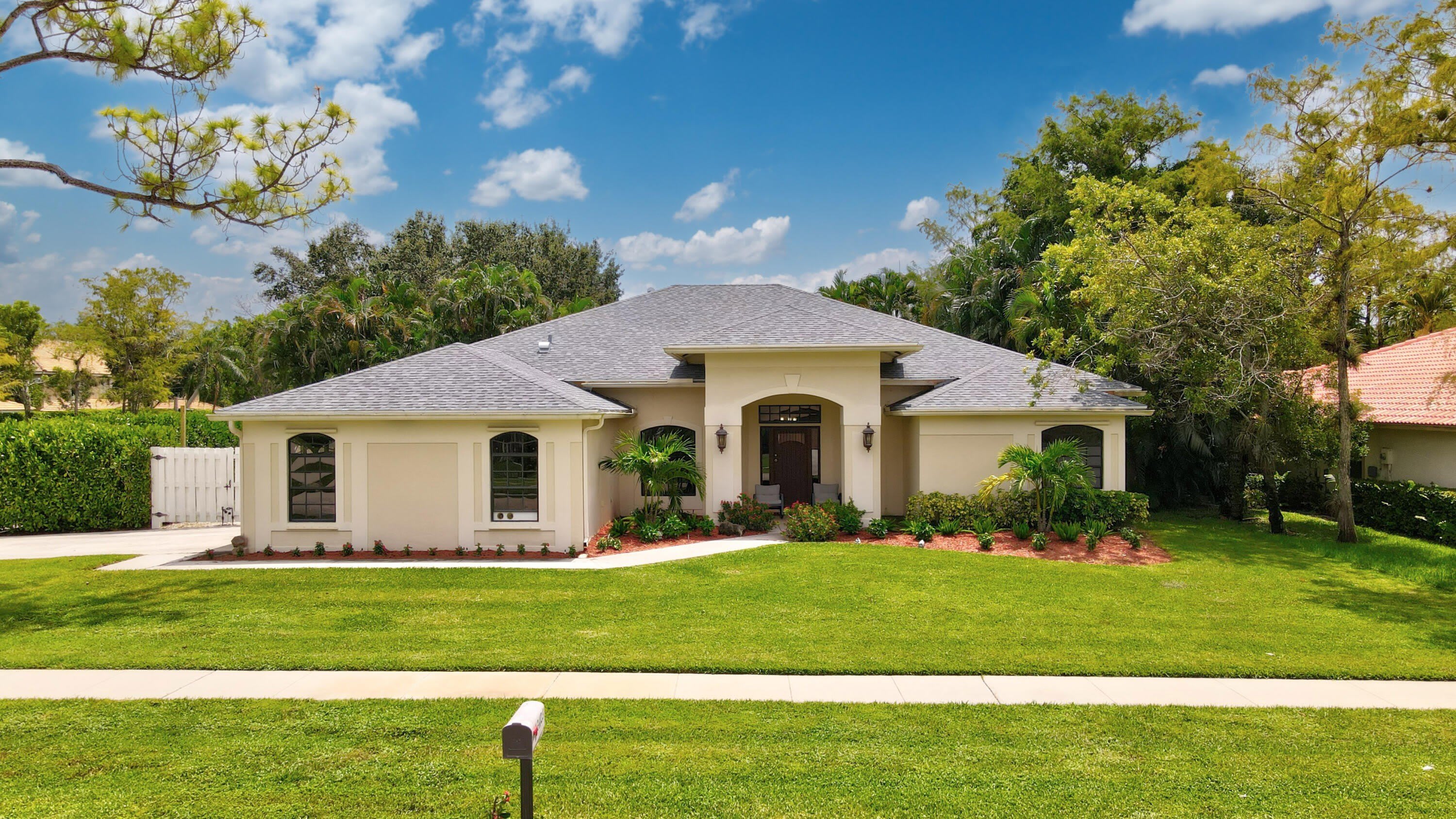 13823 Callington Drive – photo 2