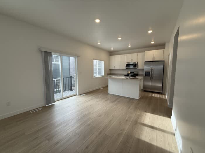 1545 Bravo Drive – photo 3