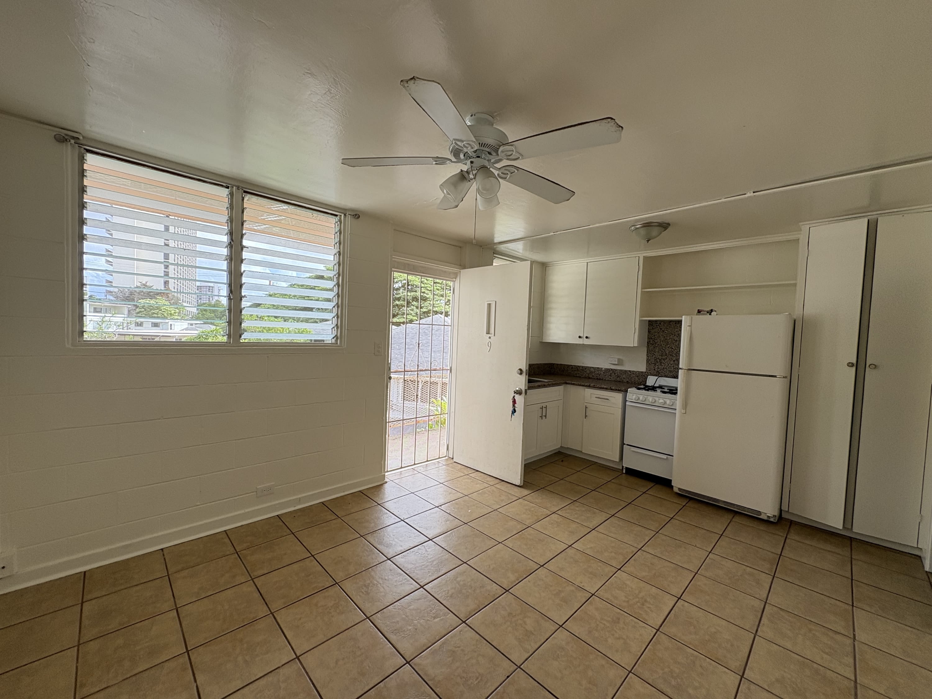 1639 Piikoi Street – photo 1