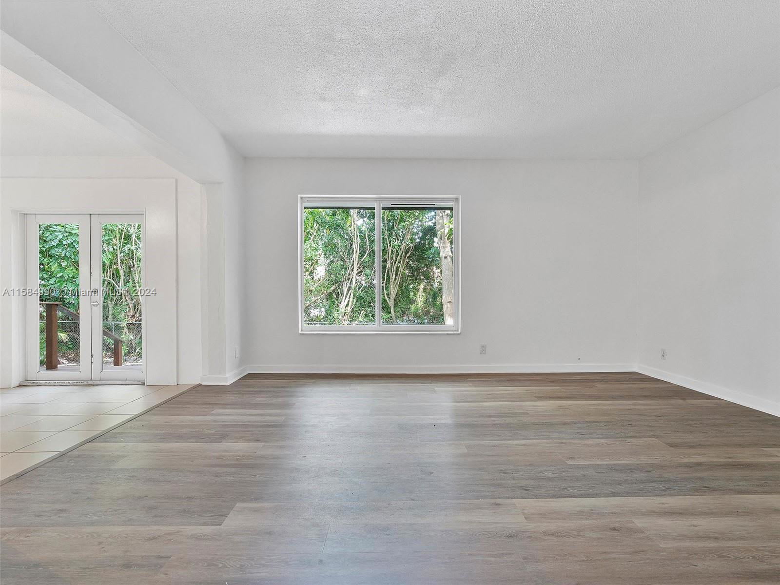 11000 Northeast 9th Avenue – photo 4