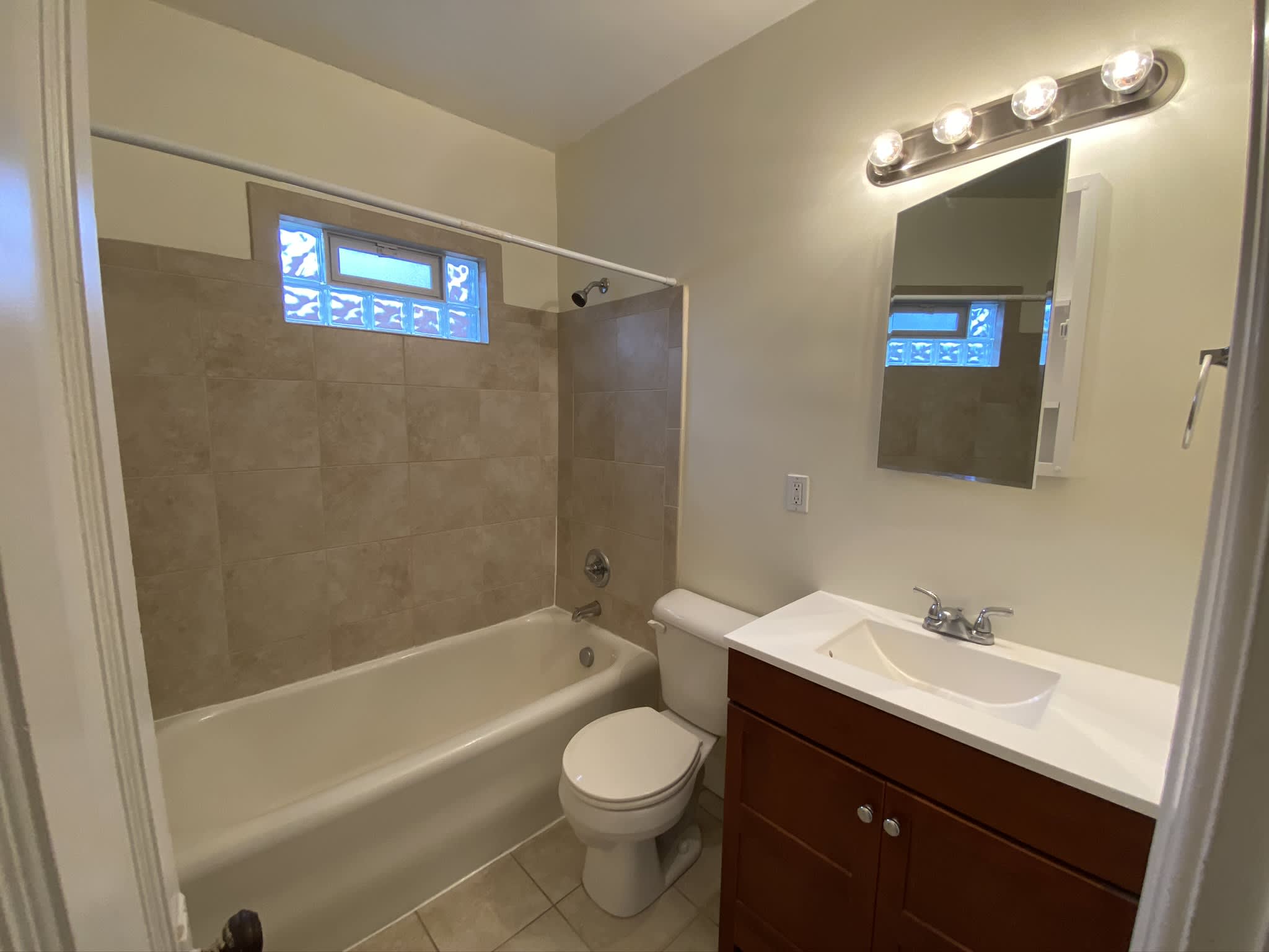 925 Nassau StreetApt 2 – photo 5