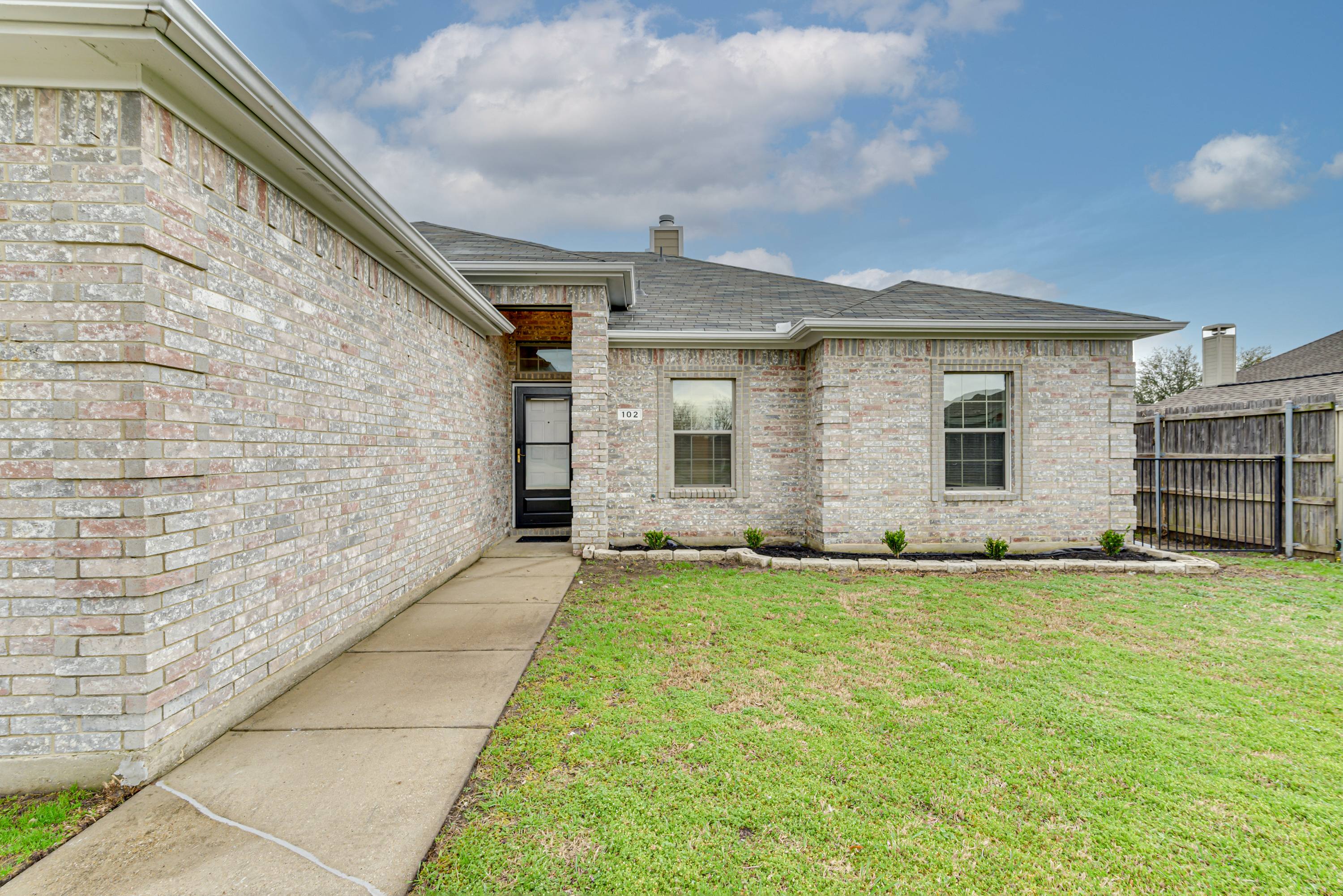 102 Paloma Cir – photo 3