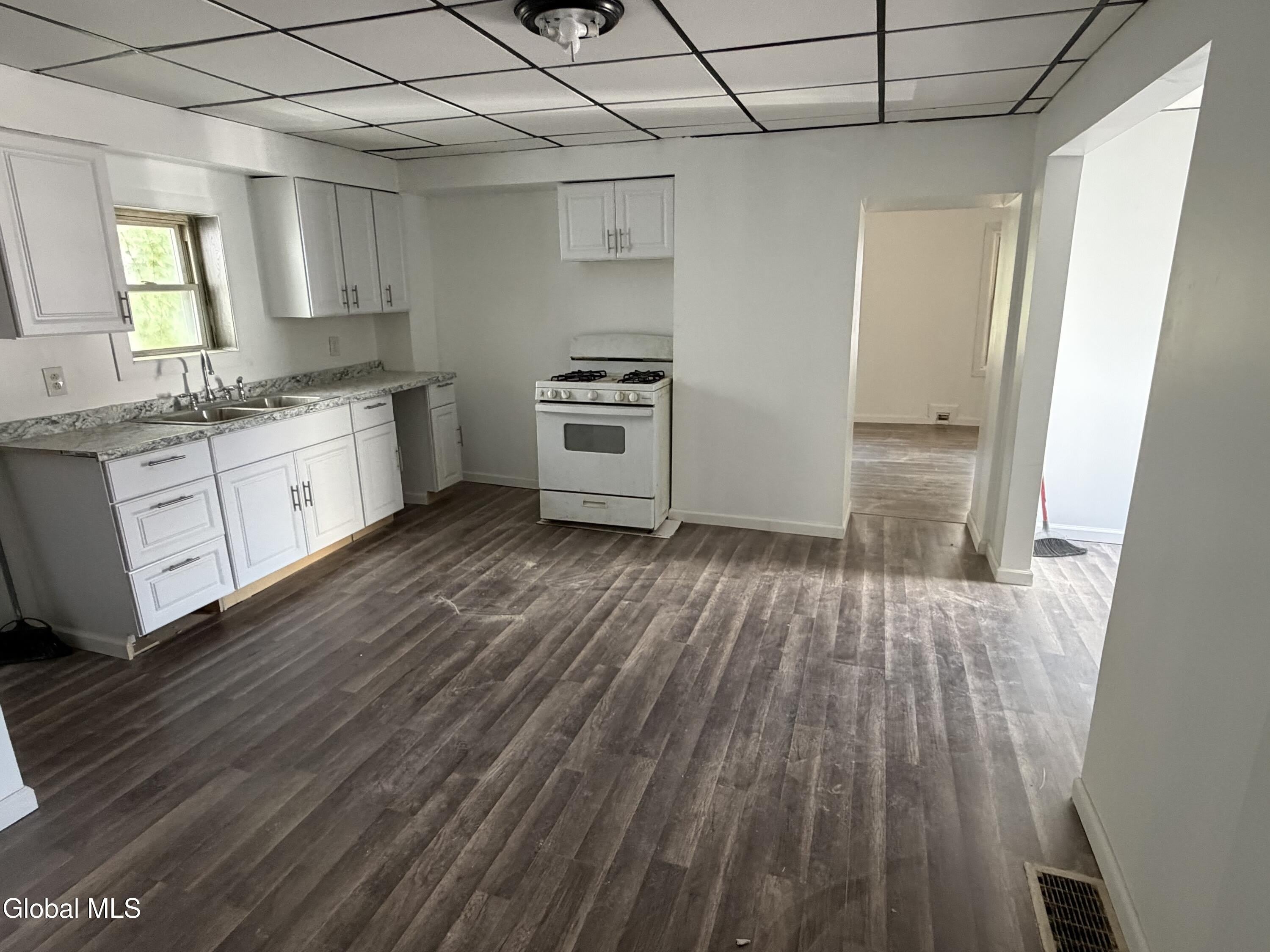 9 O Connell Street – photo 2
