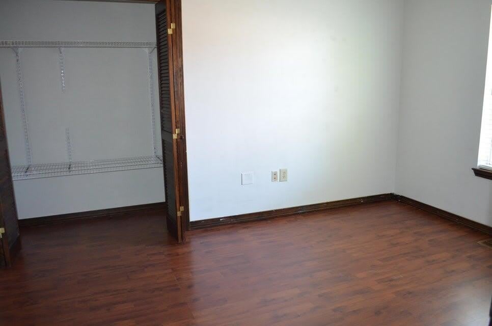 380 NW Canterbury Circle – photo 3