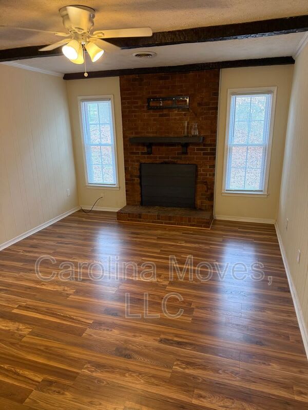 11 Cooperfield Ave. – photo 4