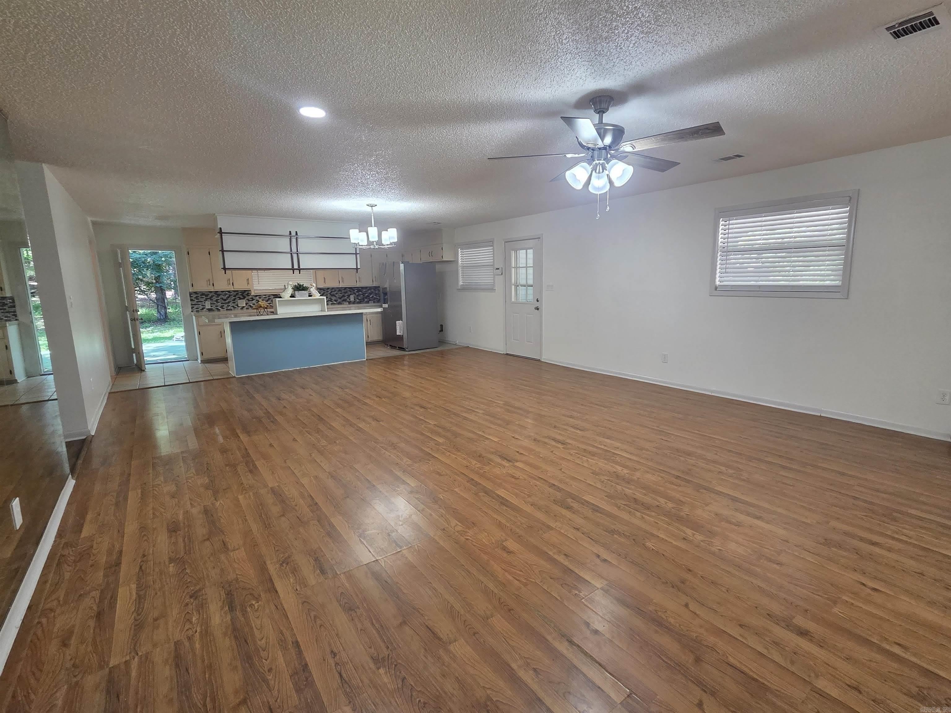 450 Plum Hollow Boulevard – photo 3
