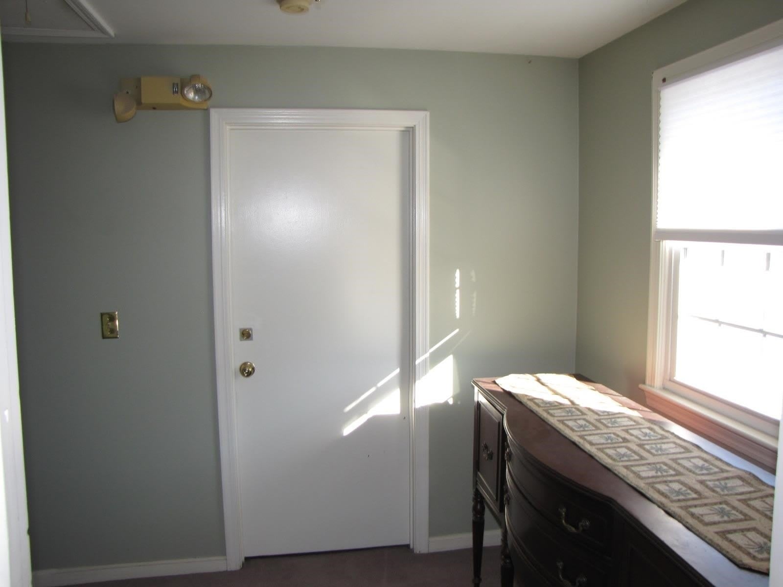 1100 Valley Street – photo 4