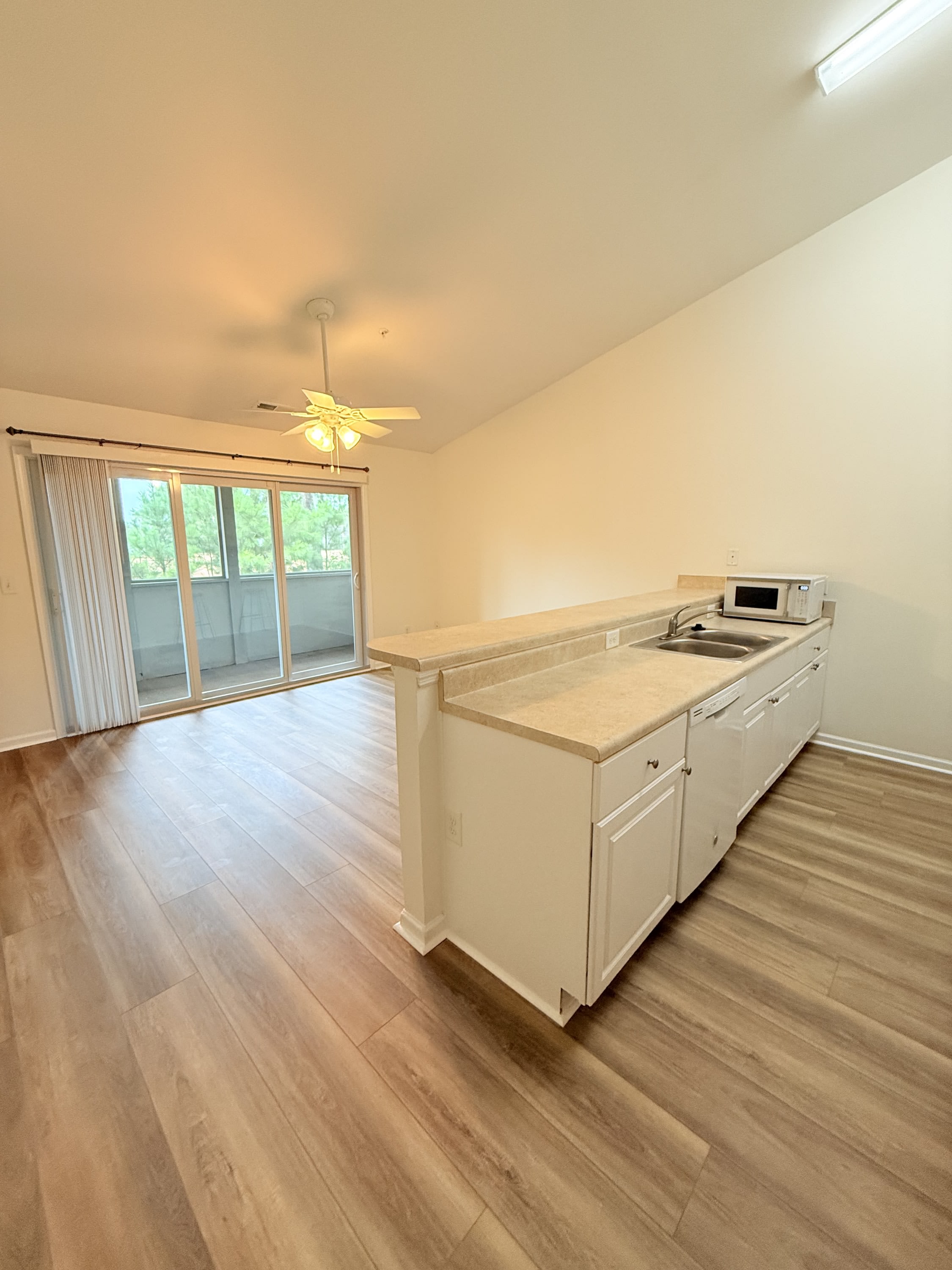 1280 White Tree Lane Unit H – photo 5
